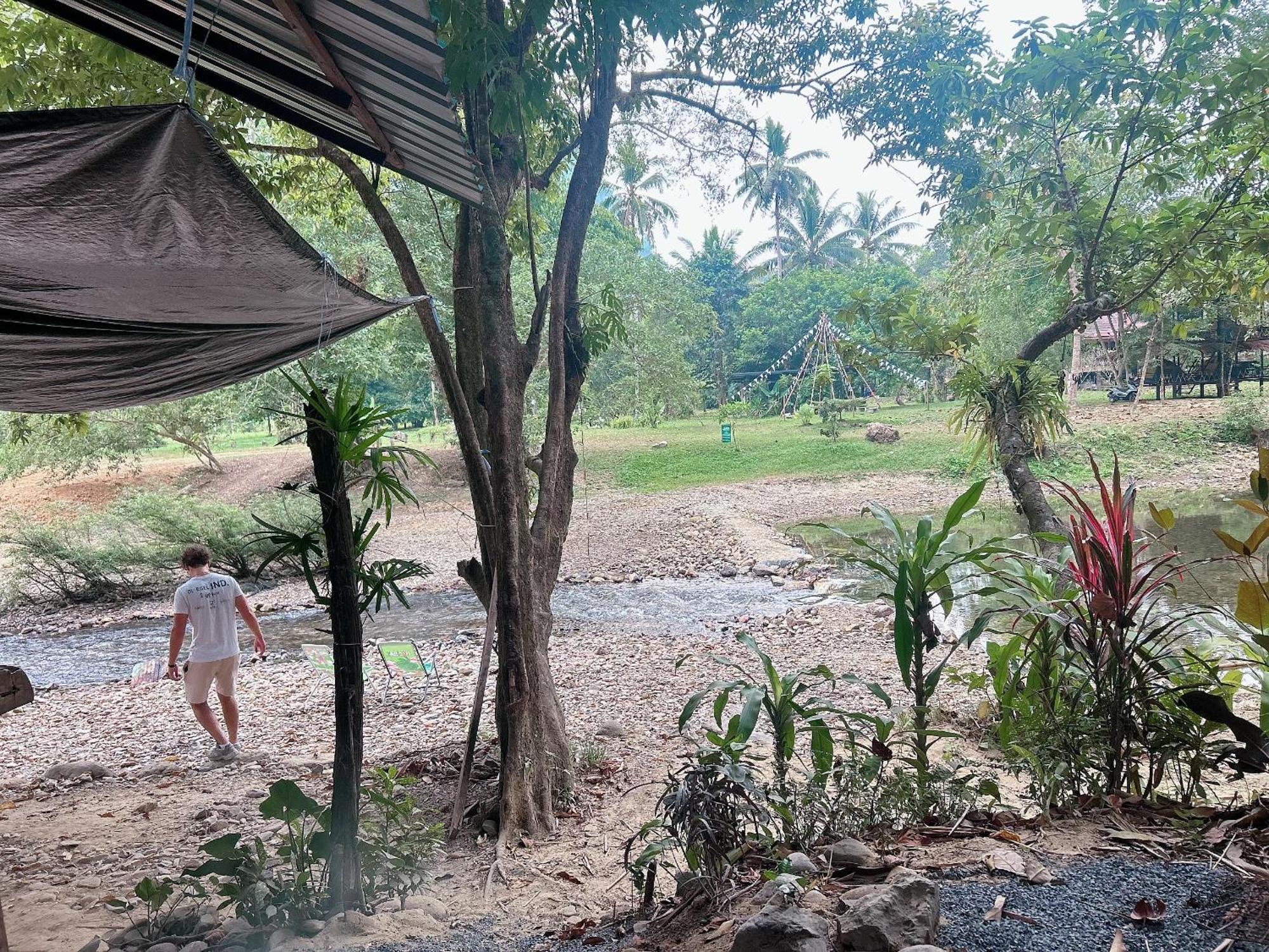 Khaosok August Freedom Camp Hotel Khao Sok National Park Екстериор снимка