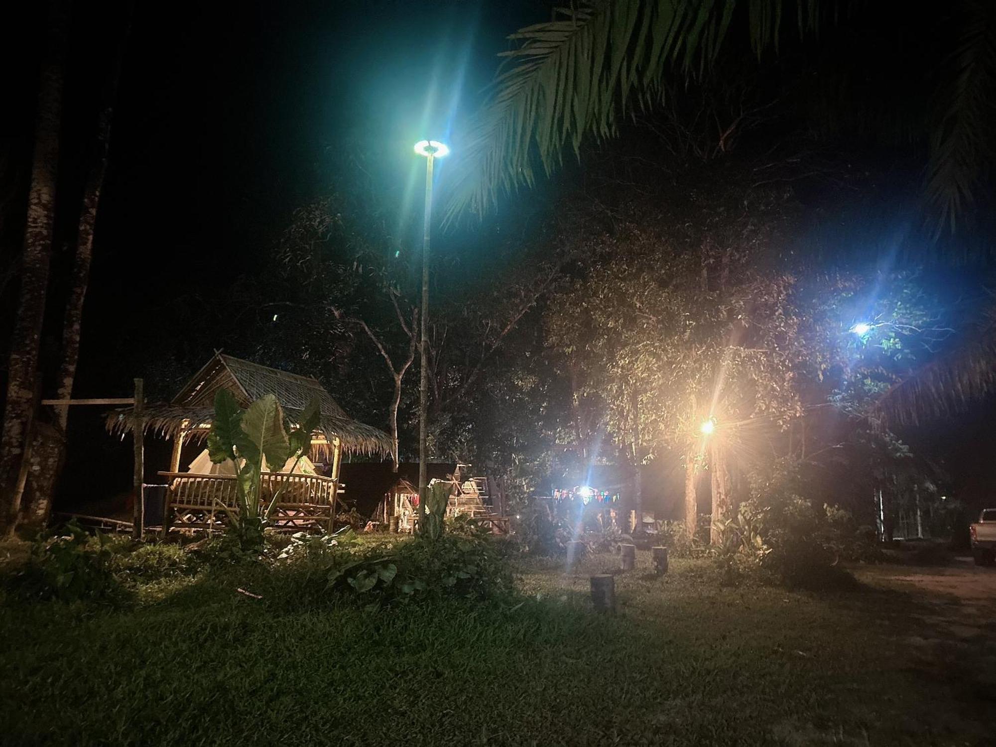 Khaosok August Freedom Camp Hotel Khao Sok National Park Екстериор снимка