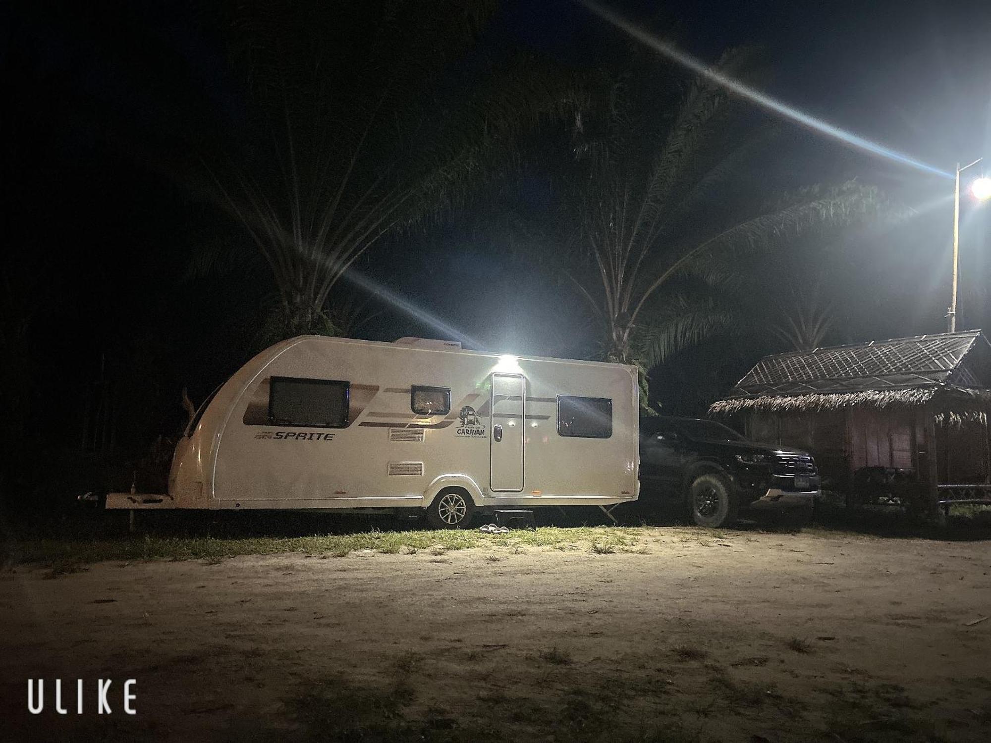 Khaosok August Freedom Camp Hotel Khao Sok National Park Екстериор снимка