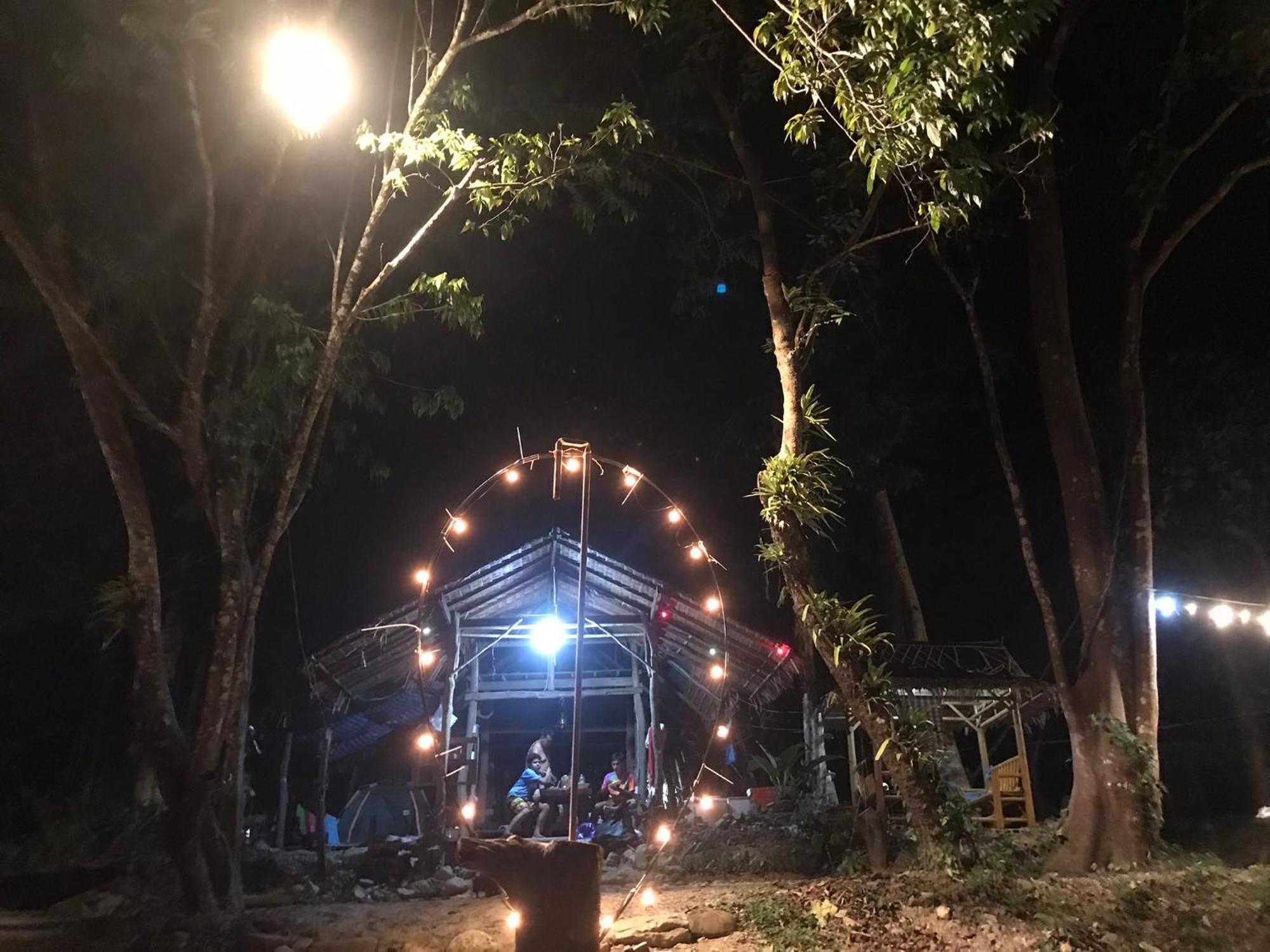 Khaosok August Freedom Camp Hotel Khao Sok National Park Екстериор снимка