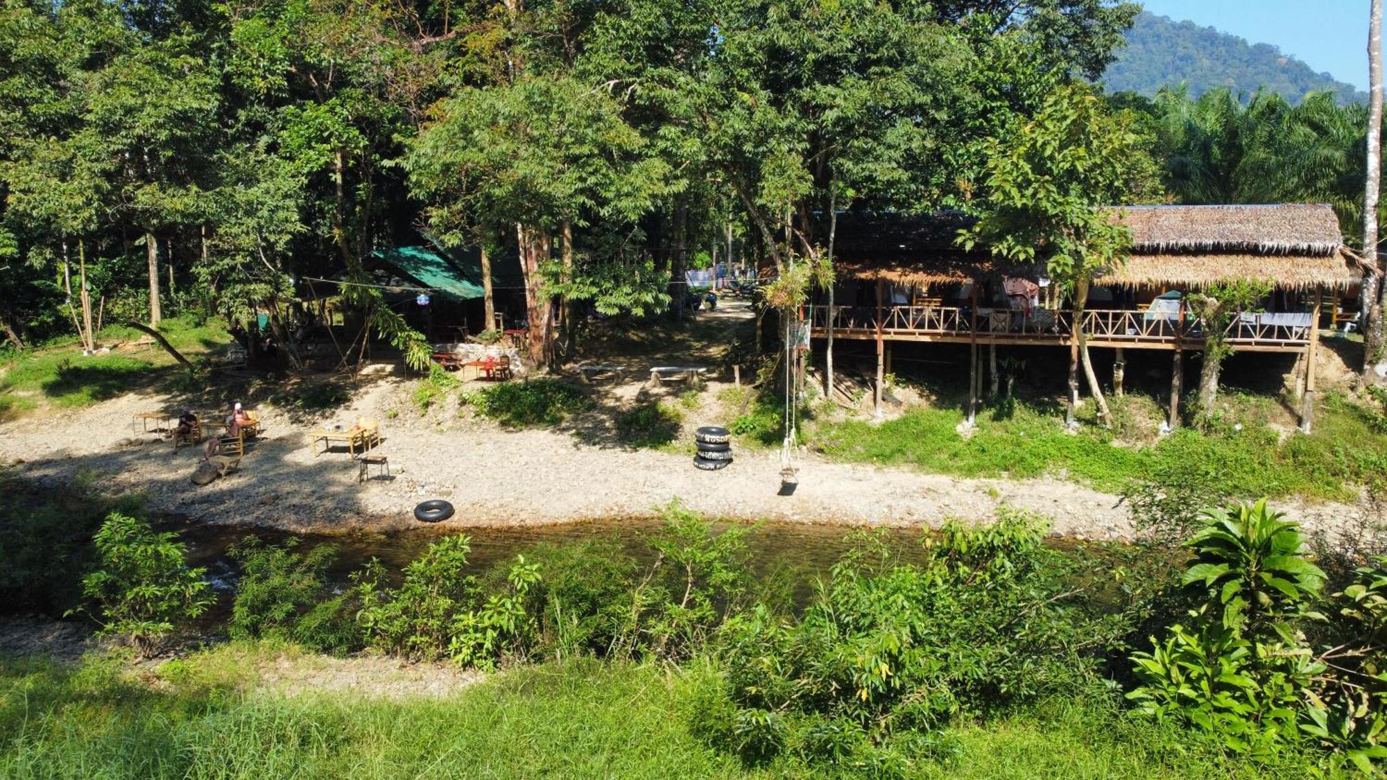 Khaosok August Freedom Camp Hotel Khao Sok National Park Екстериор снимка